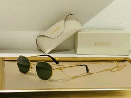 Picture of Valentino Sunglasses _SKUfw53706747fw